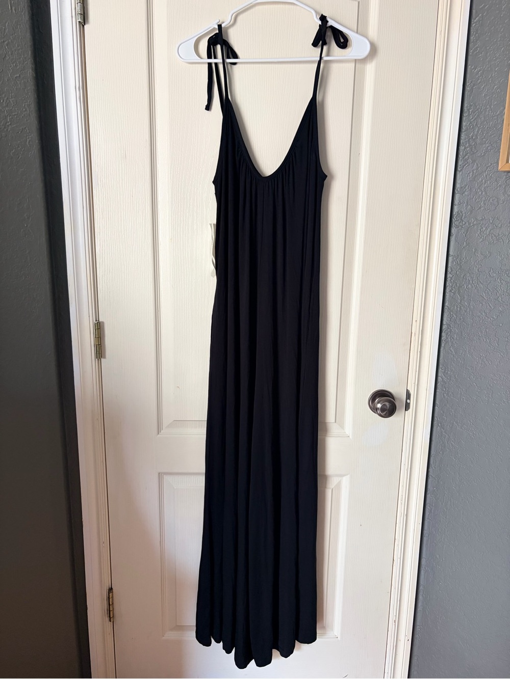 NWT Mono B Black Adjustable Tie Shoulder Maxi Style Jumpsuit, Large - Picture 4 of 13